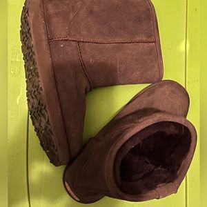 Emu boots chocolate brown size 7